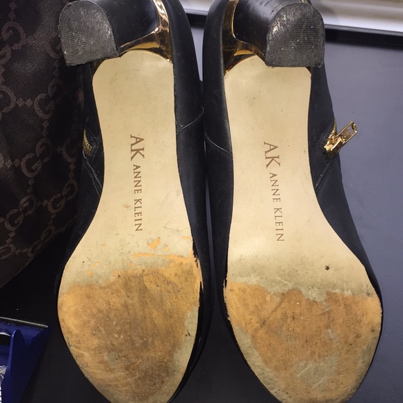 Anne Klein Black Leather Booties - Picture 7 of 8